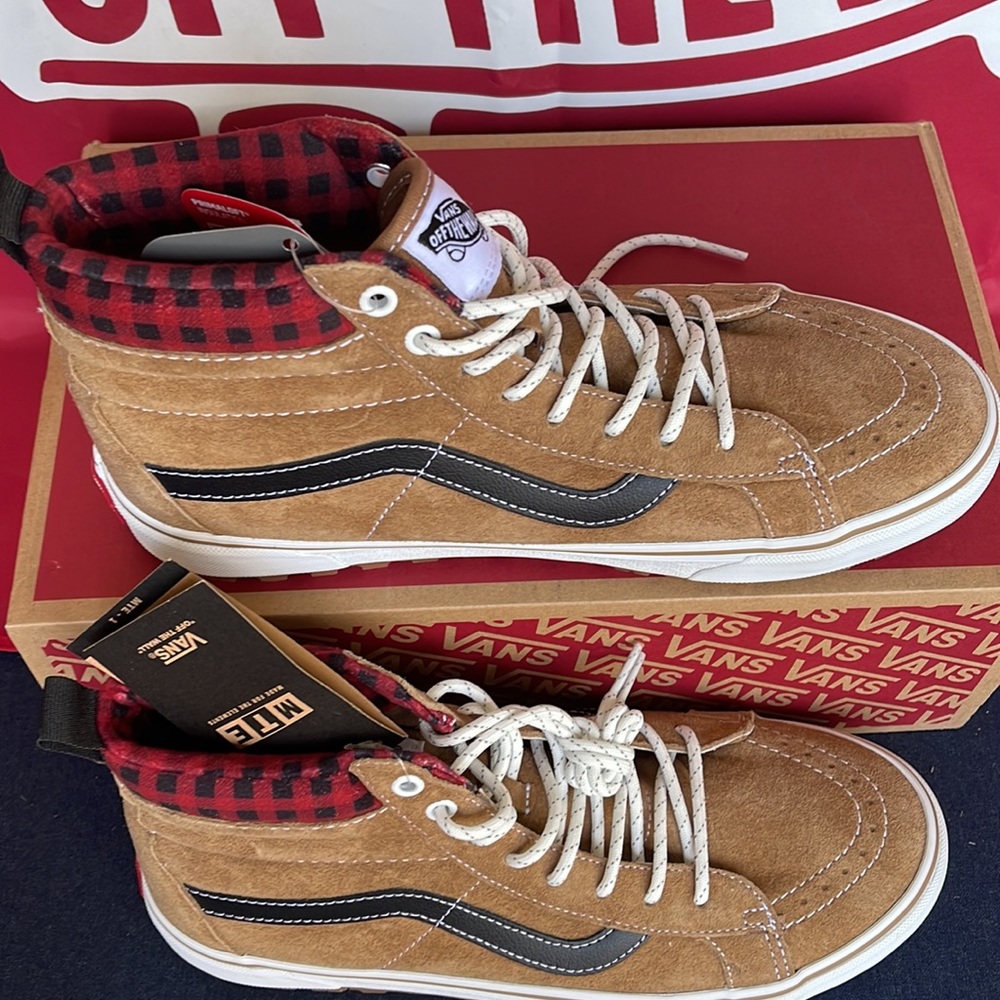 Vans Sk8-Hi Mte-1
Plaid Brown/Black
VNOA5HZYY49 WMNS boots - Picture 3 of 16